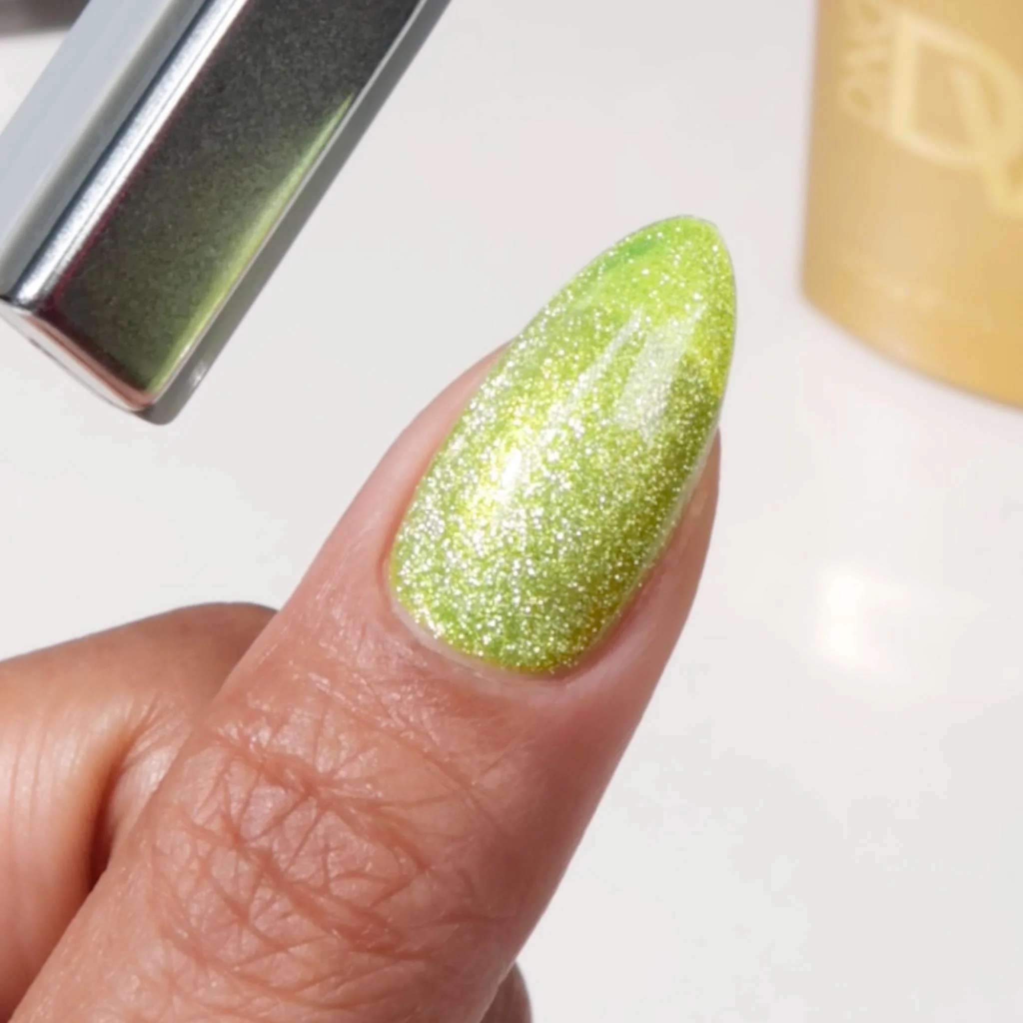 DIVA 9D Cat Eye Candy #15 - Lemon Whiskers 5 DIVA 9D Cat Eye Candy #15 - Lemon Whiskers