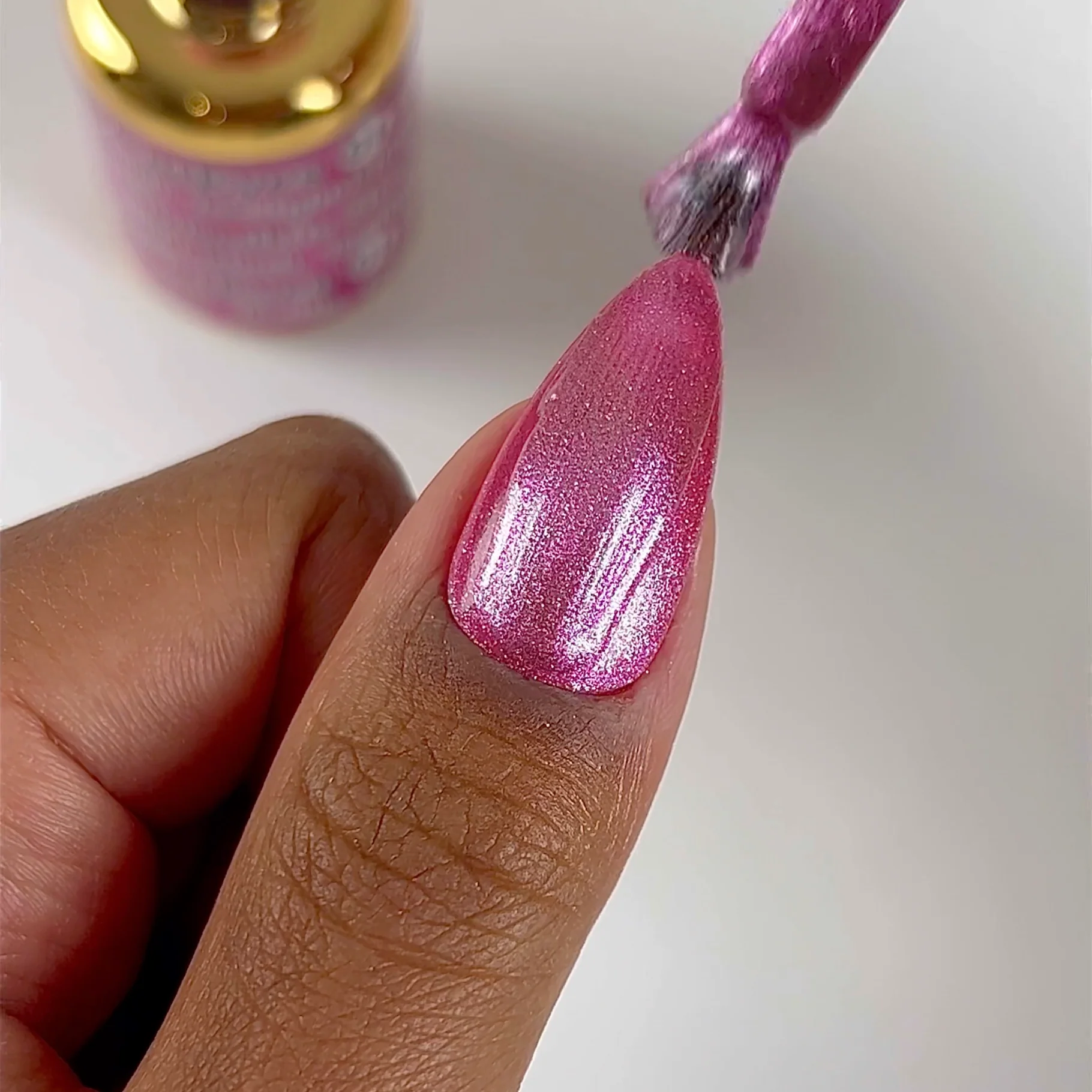 9D Cat Eye Smoothie #01 - Twilight Blush 6 9D Cat Eye Smoothie #01 - Twilight Blush