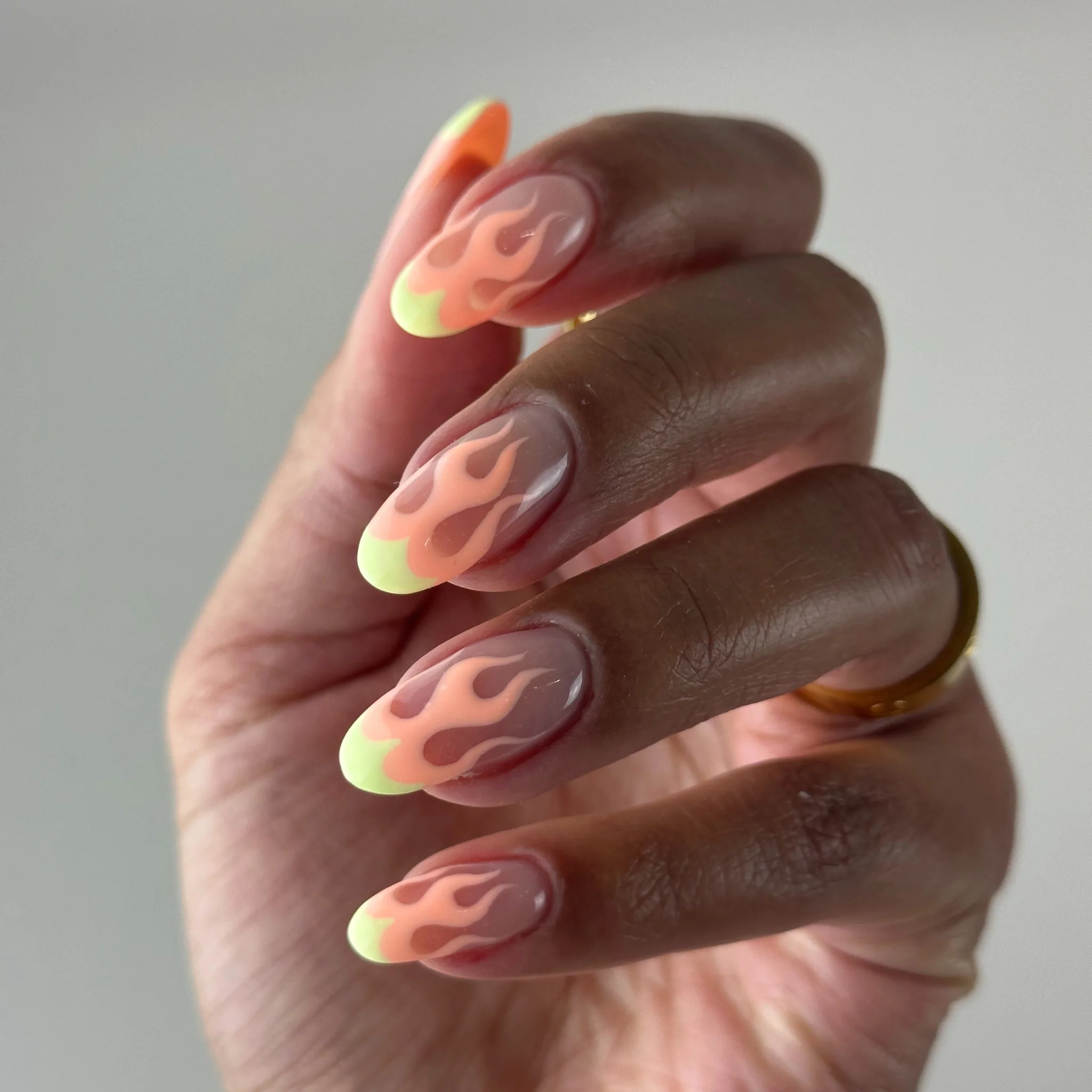 DND11 - Classic Light Peach Gel Art Liner 5 DND11 - Classic Light Peach Gel Art Liner